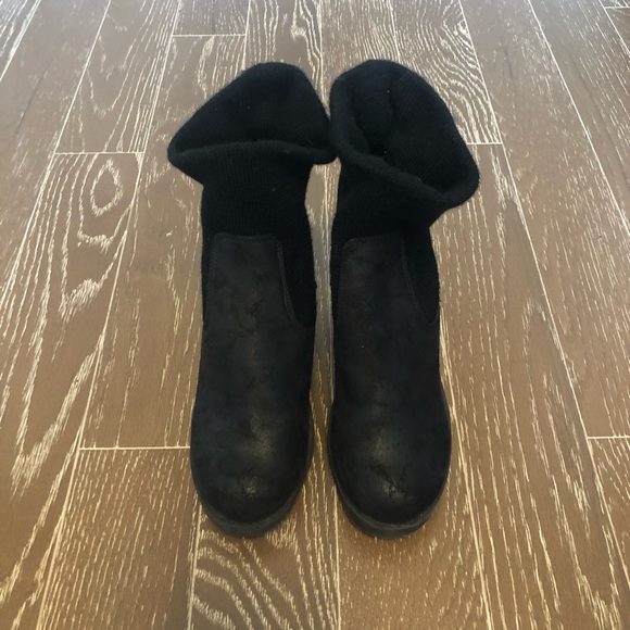 Black Foldover Ankle Boot - Picture 2 of 3